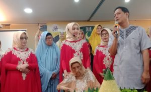 Hanidar Amroe Berdayakan Ekonomi Kaum Perempuan Via MT Nur Jannah