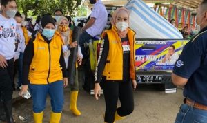 Gerak BS, IMI DKI Jakarta, Relawan 4 Pilar, PP serta Komunitas Otomotif Salurkan Bantuan ke Korban Banjir