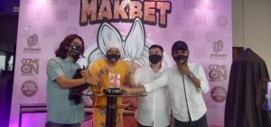 Kolaborasi Tiga Vapers dan YouTubers Arif Muhammad Lahirkan Rokok Elektrik Makbet