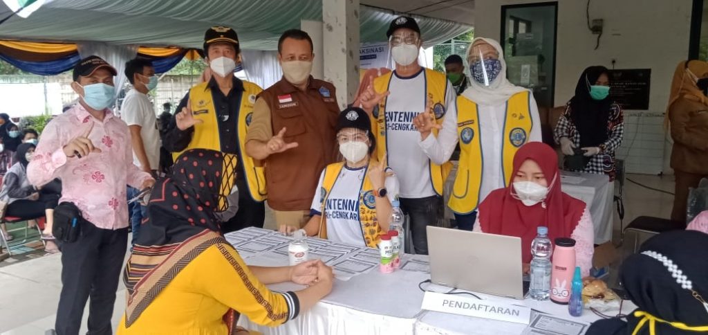Siapkan 1000 Vaksin Sinovac, Lions Club Distrik 307 A1 dan ABUPI Gelar Vaksinasi Gratis di Meruya Selatan
